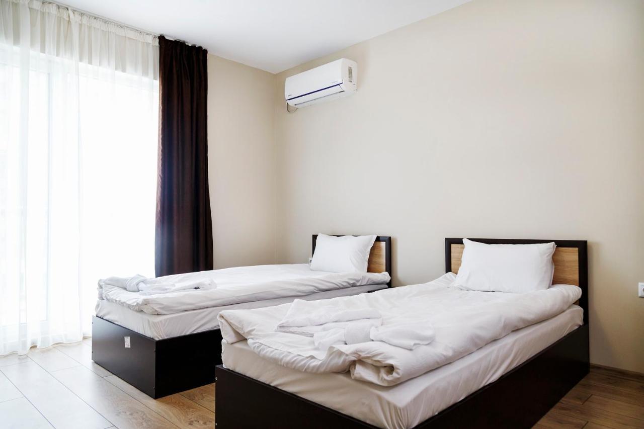Family Hotel - City Hotel Ямбол Экстерьер фото