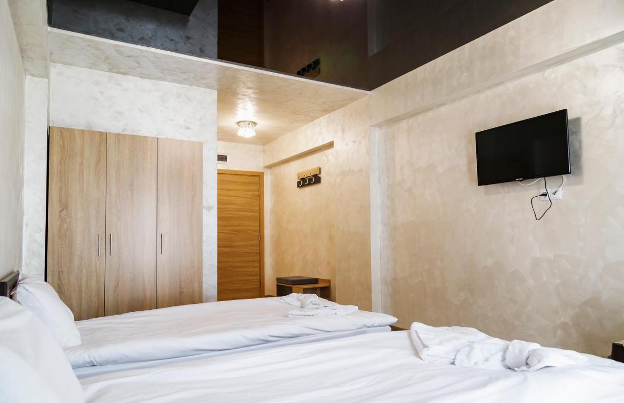 Family Hotel - City Hotel Ямбол Экстерьер фото