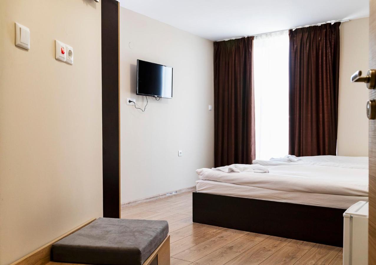 Family Hotel - City Hotel Ямбол Экстерьер фото