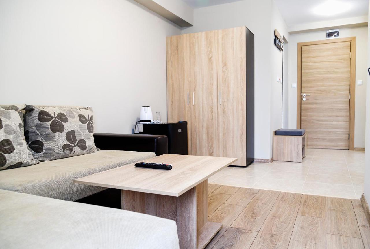 Family Hotel - City Hotel Ямбол Экстерьер фото