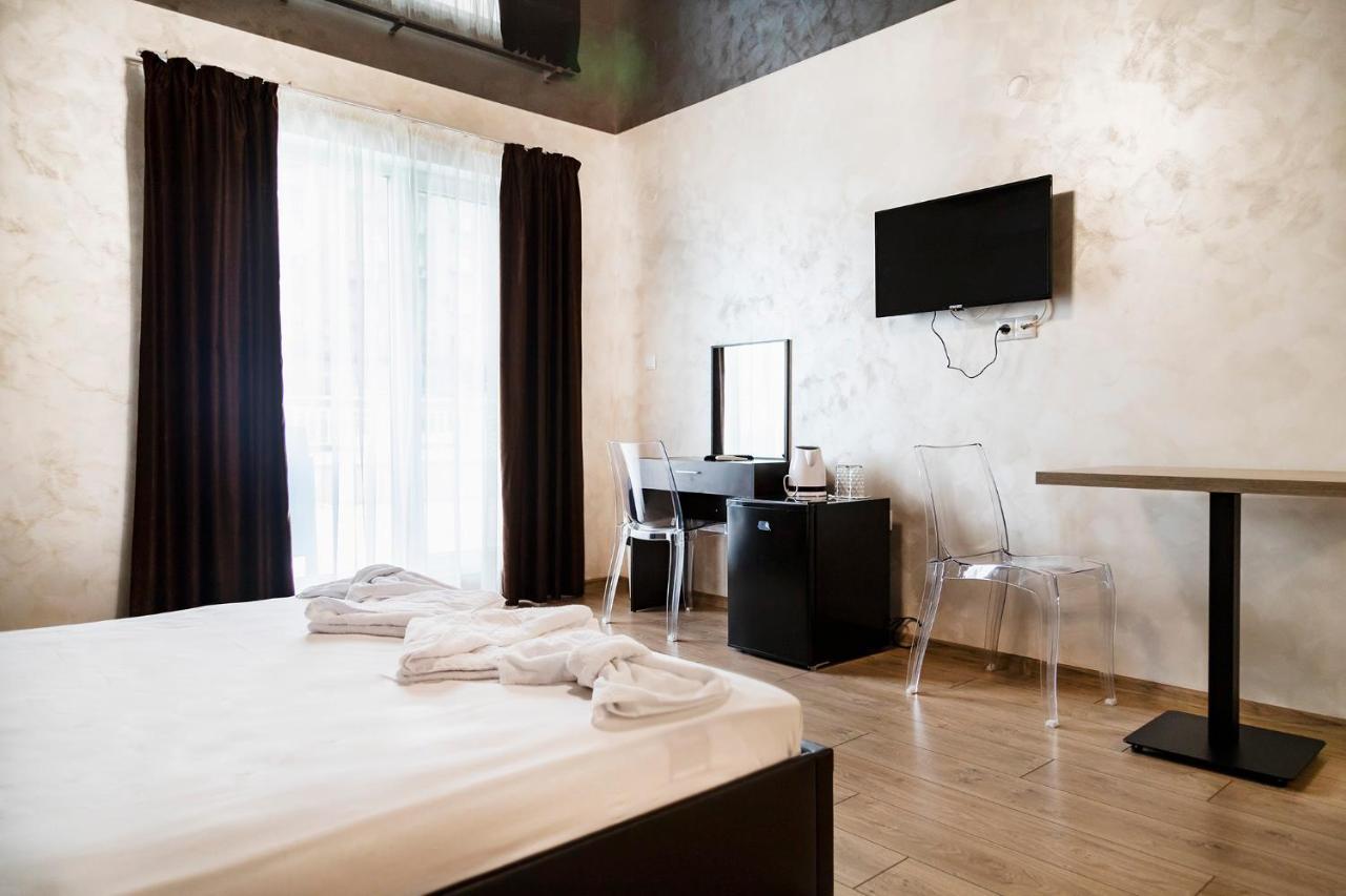 Family Hotel - City Hotel Ямбол Экстерьер фото