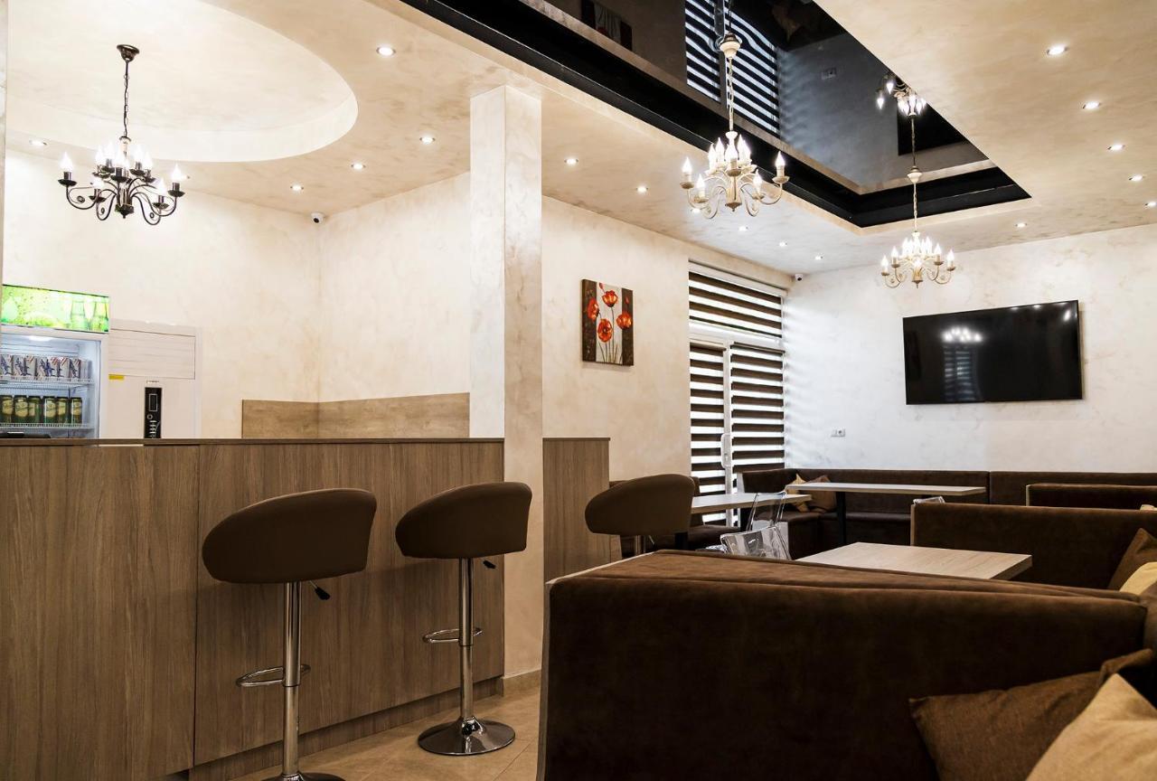 Family Hotel - City Hotel Ямбол Экстерьер фото